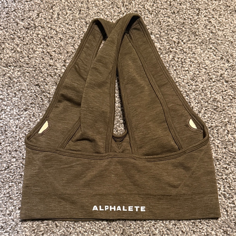 Alphalete Amplify - Canteen Sports Bra